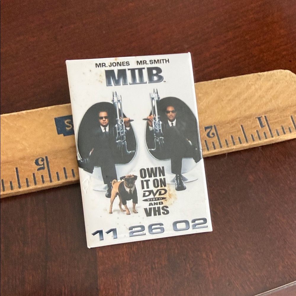 Vintage MIB 2002 Brooch